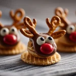 Mini No-Bake Gingerbread Cheesecakes with Gingerbread Man Topper